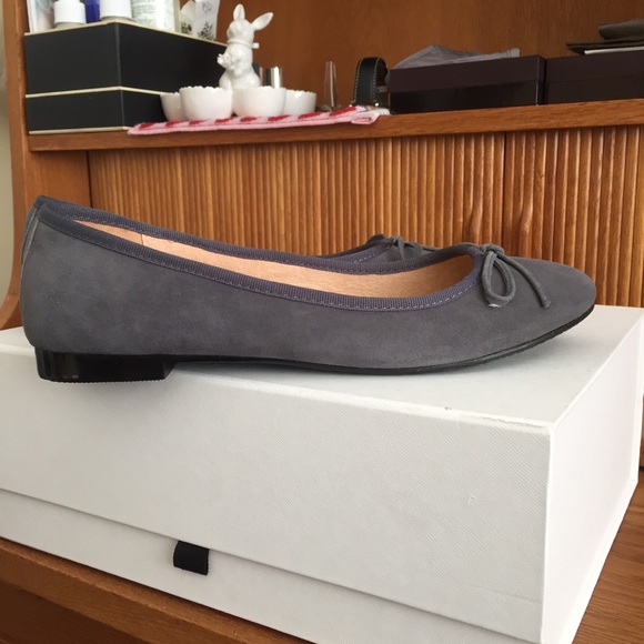 Grey Suede Ballet Flats - Picture 5 of 16